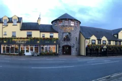 Walsh's Hotel & Apartments